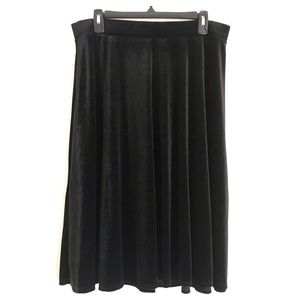 *Brand New* Black velvet a-line skirt Size 2X